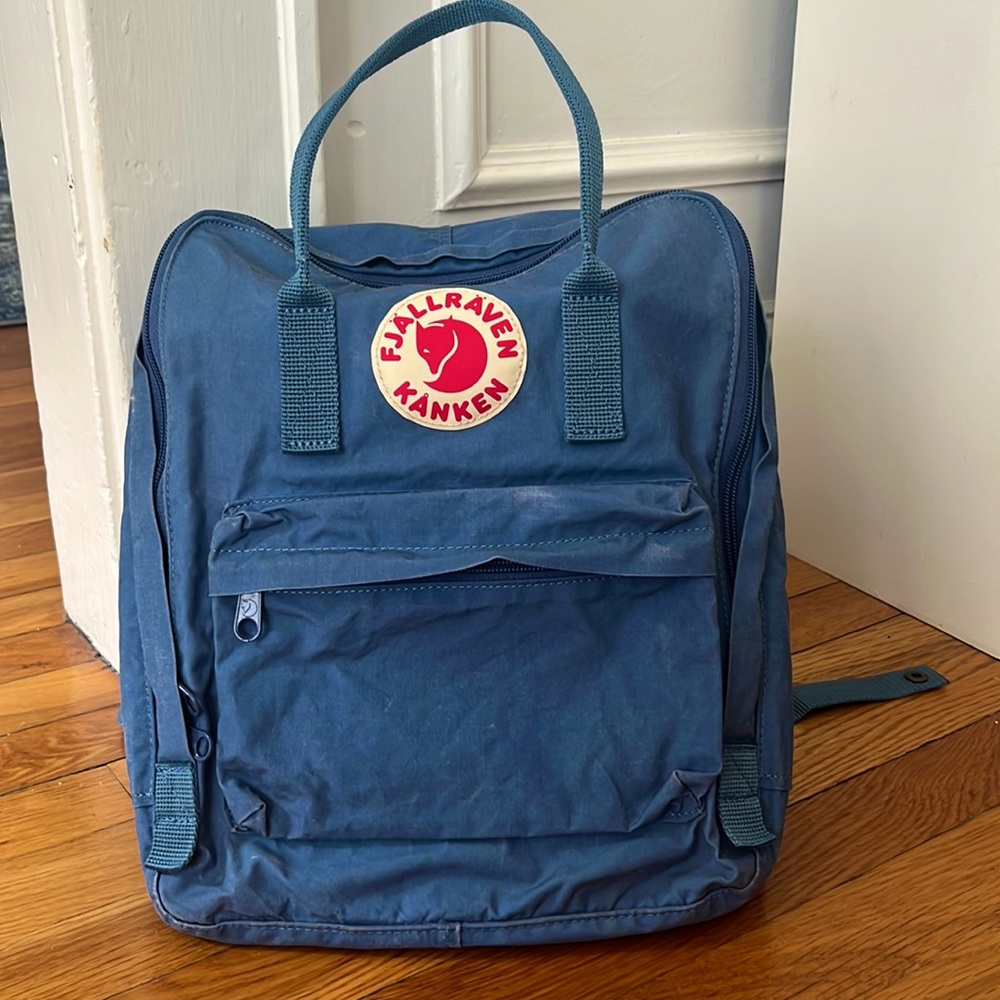 Fjallraven Kanken backpack 13” GUC